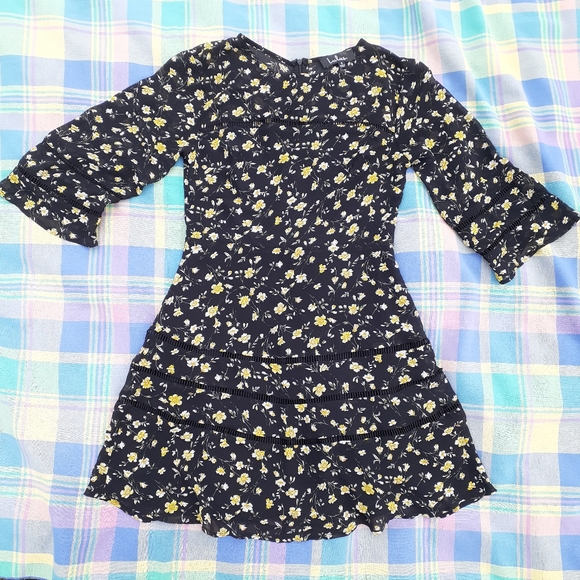 Lulu's Black/Yellow Floral Boho Mini Trumpet bell Sleeve Dress SZ S - Picture 2 of 9